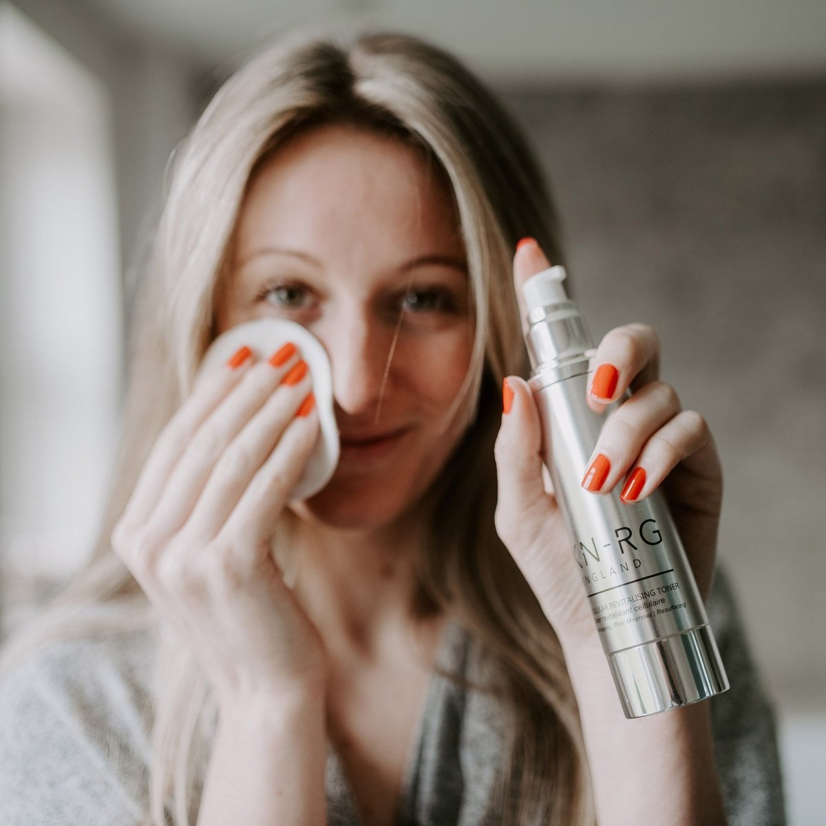 Award-Winning-Cellular-Revitalising-Toner-Clinical-Lipofilling-Kombucha-SKIN-RG